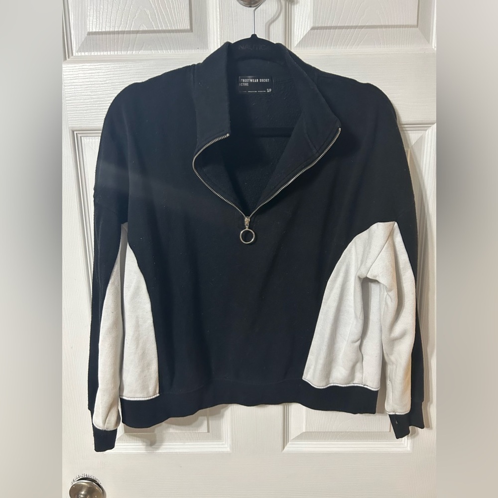 Streetwear Society Active Short Pullover Jacket Size Small